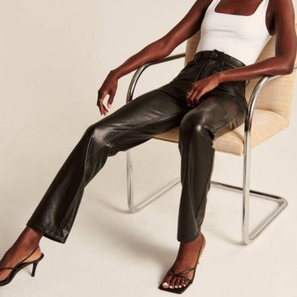 Abercrombie & Fitch 90s Straight Ultra‎ High Rise Vegan Leather Pants Sz 18